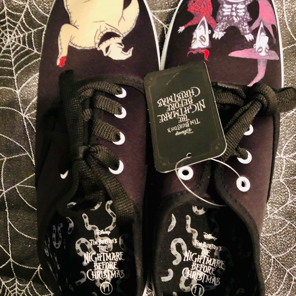 NWT Oogie Boogie N Trick or Treaters shoes - Picture 2 of 3